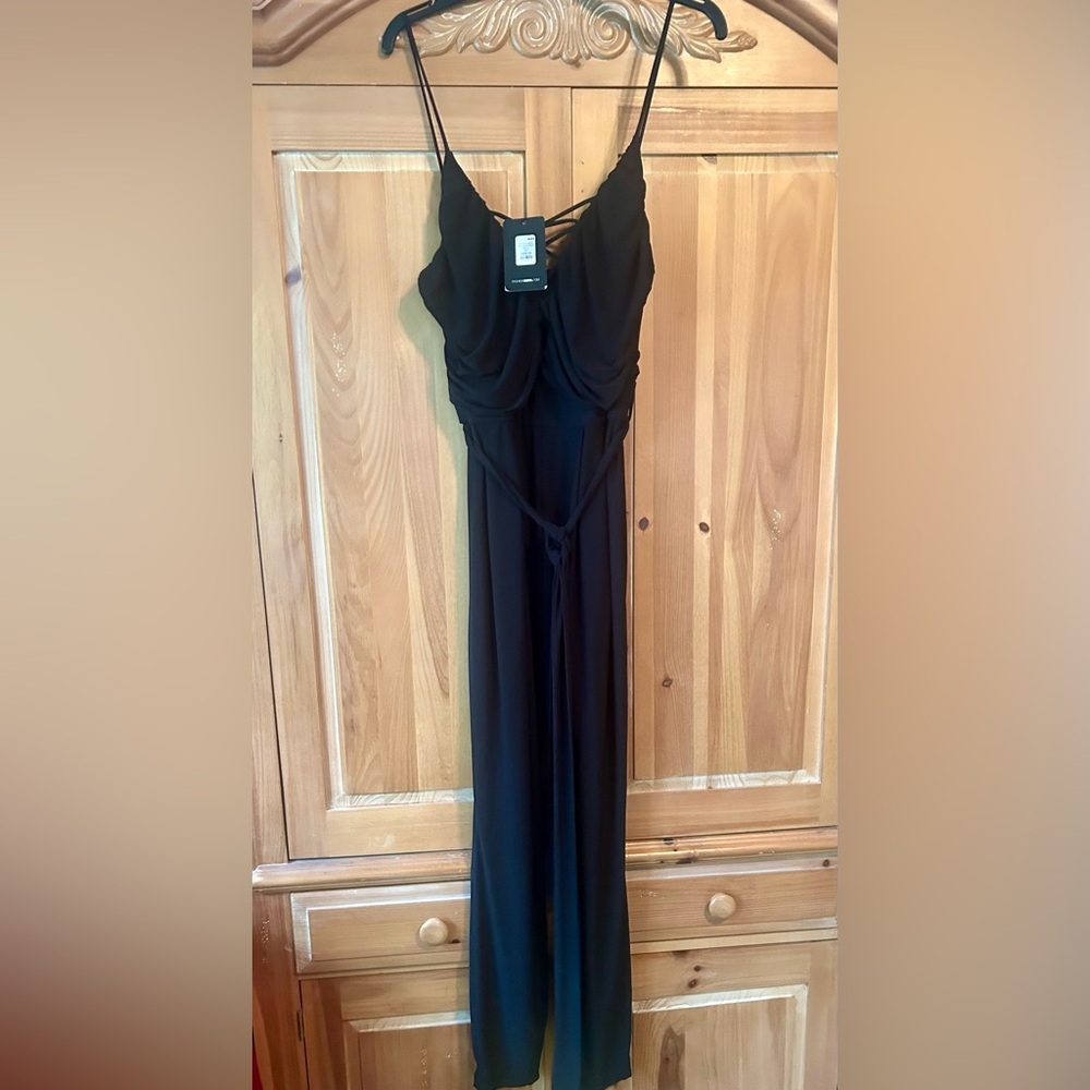 Size 1x fashion nova jumpsuit
